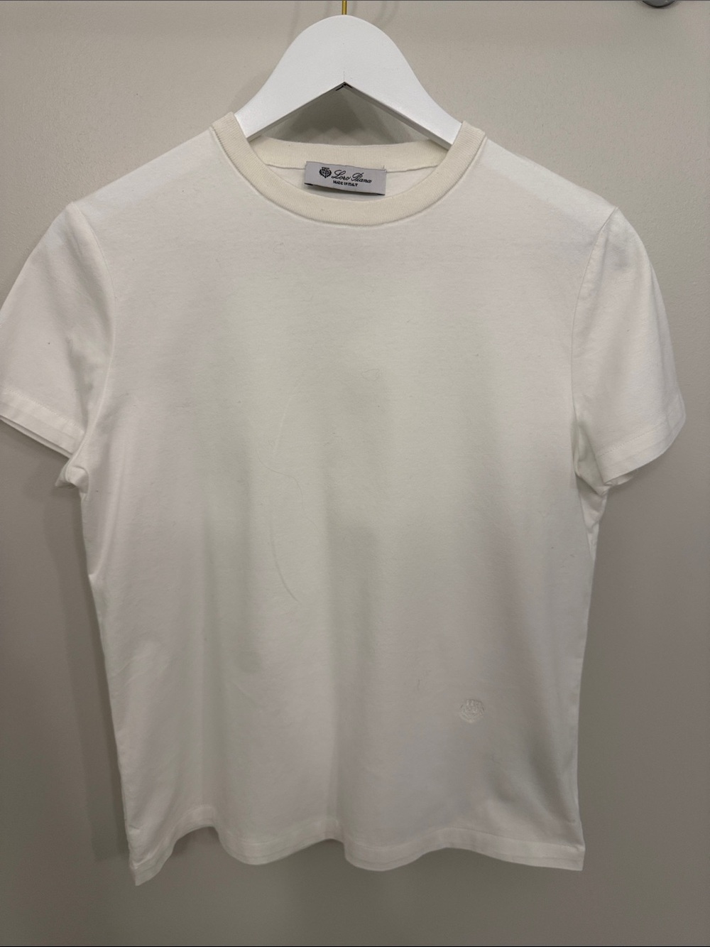 Loro Piana woman’s Cream-White Crew Neck Short Sleeve Tee